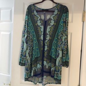 AKIRA Chicago Pattern Swing Dress w Open Sleeves